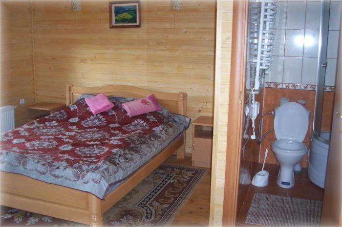 Boykivskiy Dvir Hotel Yasenitsa Zamkova Стая снимка
