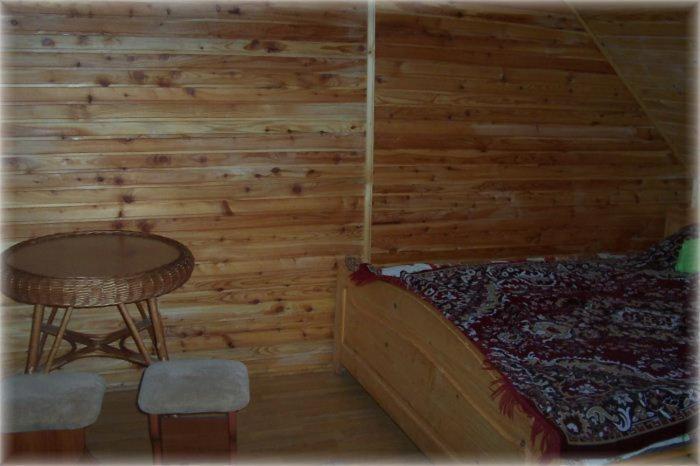 Boykivskiy Dvir Hotel Yasenitsa Zamkova Екстериор снимка